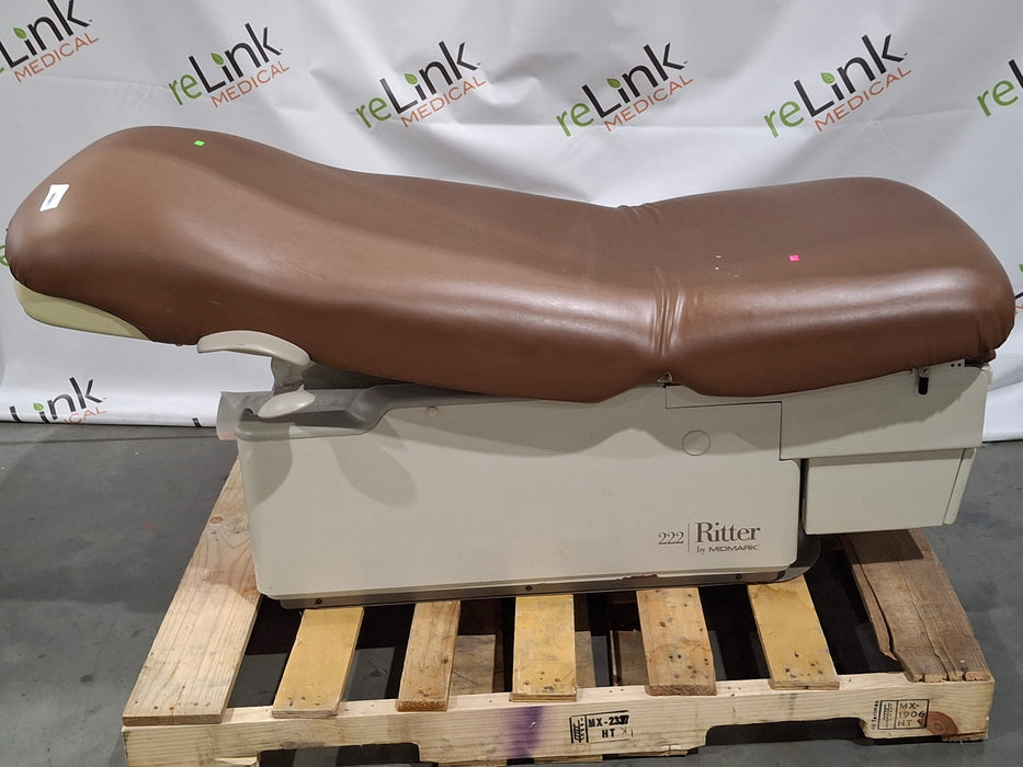 Midmark 222 Procedure Chair