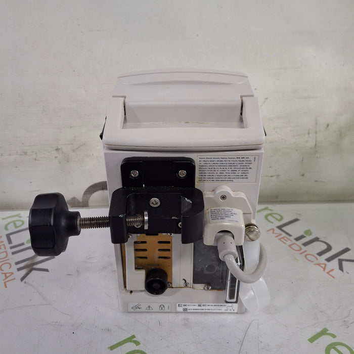 CareFusion Alaris 8015 Large Screen POC Infusion Pump