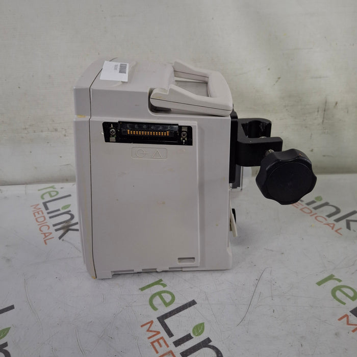 CareFusion Alaris 8015 Large Screen POC Infusion Pump