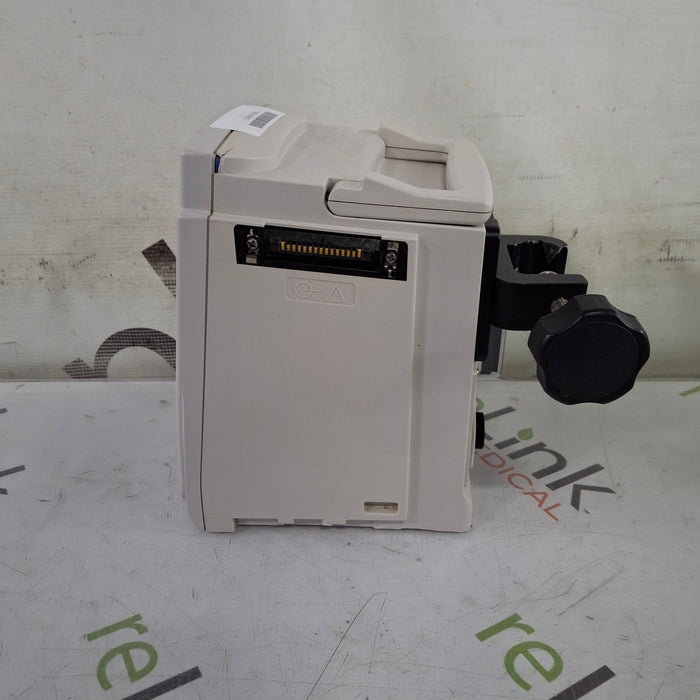 CareFusion Alaris 8015 Large Screen POC Infusion Pump