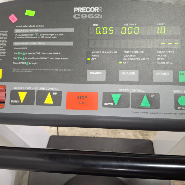 Precor USA C962i Commercial Treadmill