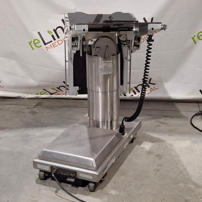 Skytron 6500 Elite Surgical Table