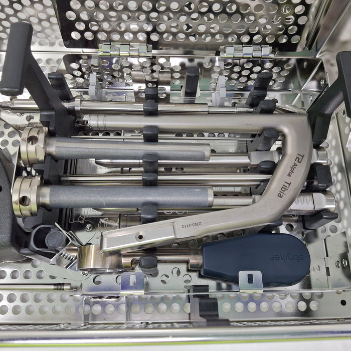 Stryker T2 Alpha Femur Antegrade GT Indication