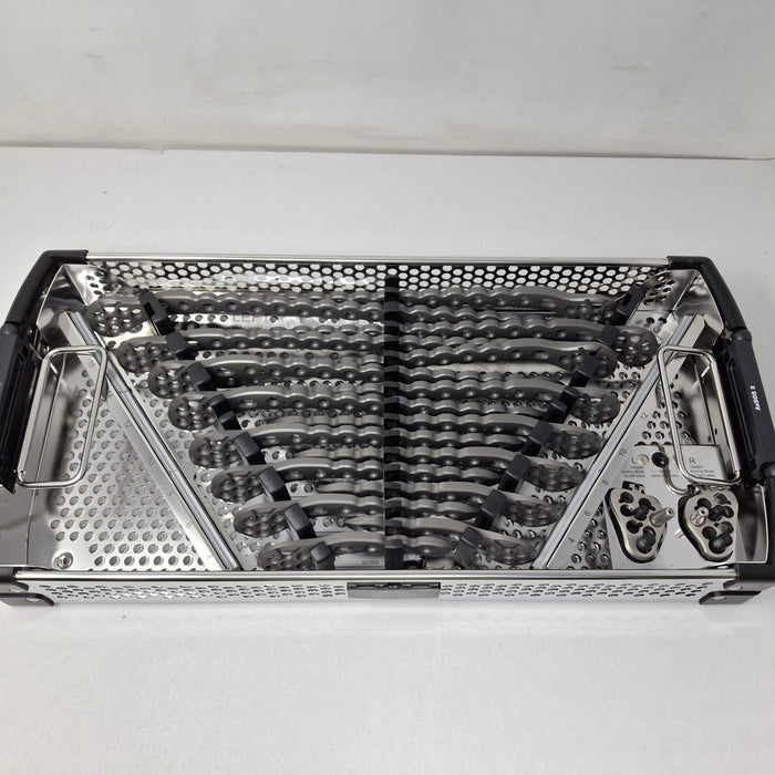 Stryker AxSOS Titanium Distal Lateral Femur Plates