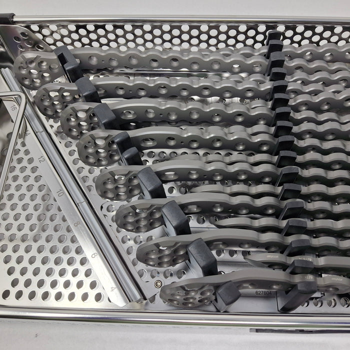 Stryker AxSOS Titanium Distal Lateral Femur Plates