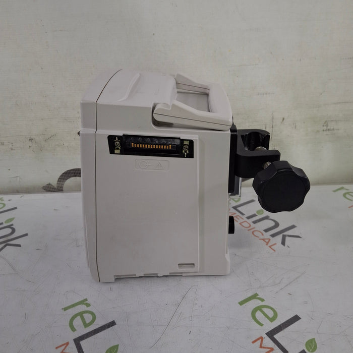 CareFusion Alaris 8015 Large Screen POC Infusion Pump