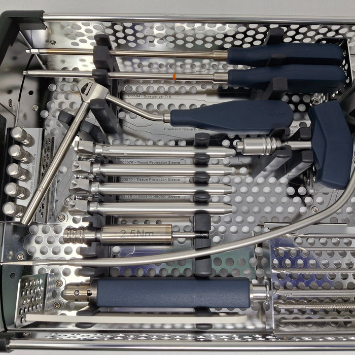 Stryker AxSOS 3 Ti Targeting 4.0mm Instruments