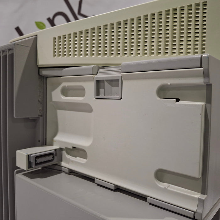 Philips IntelliVue MP70 Patient Monitor