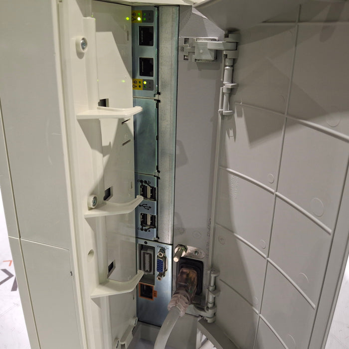 Philips IntelliVue MP70 Patient Monitor