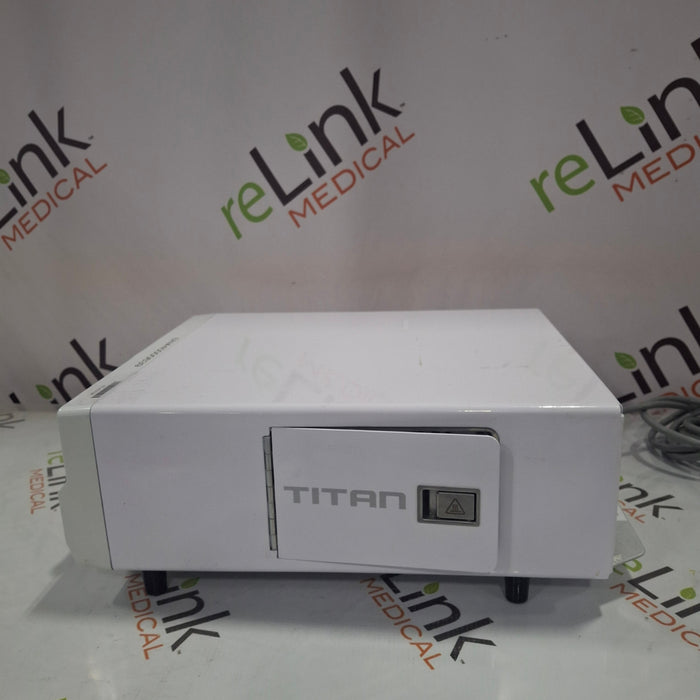 Sunoptic Technologies Titan X450 Xenon Light Source