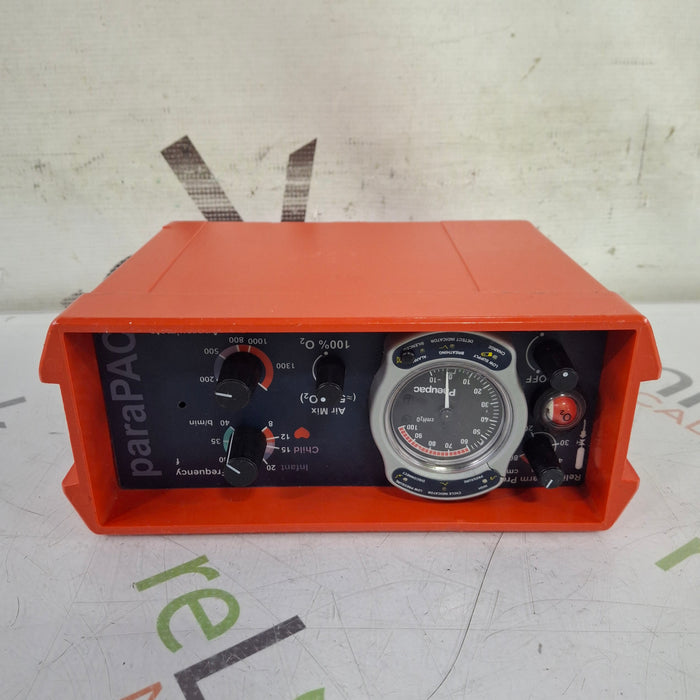 Smiths Medical Pneupac ParaPAC 200D Ventilator