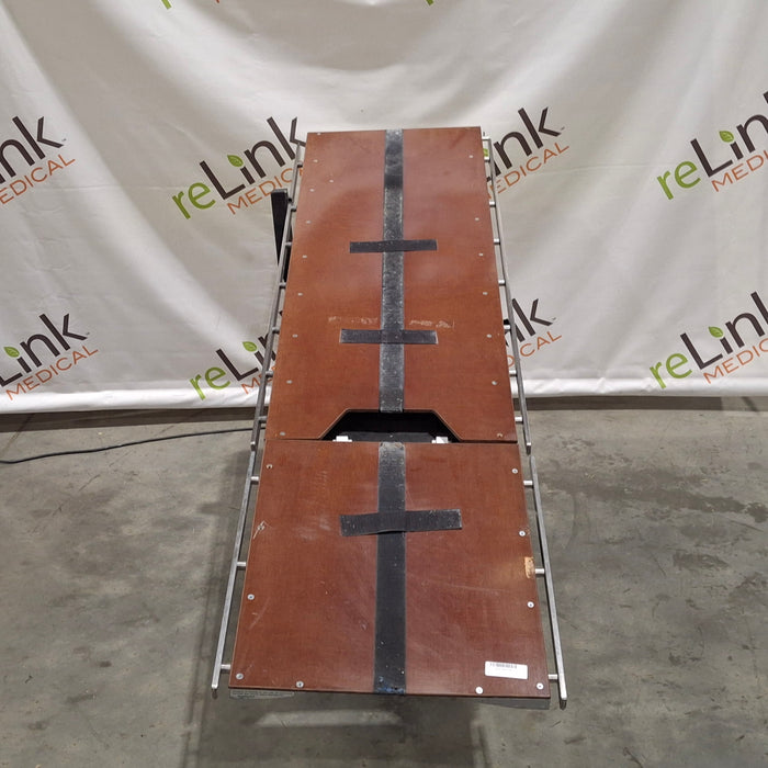 Skytron 3100 Elite Surgical Table