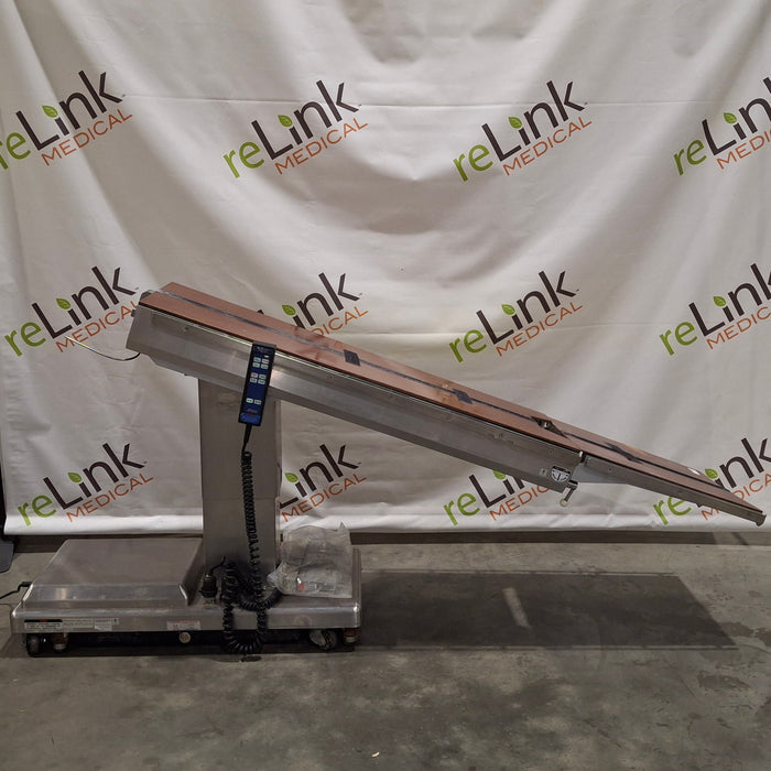 Skytron 3100 Elite Surgical Table