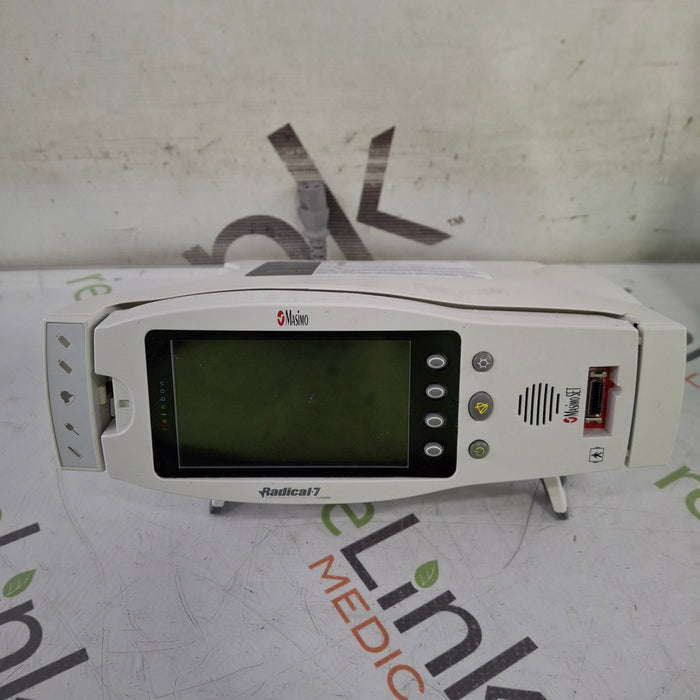 Masimo Radical 7 Pulse Oximeter w/ Base
