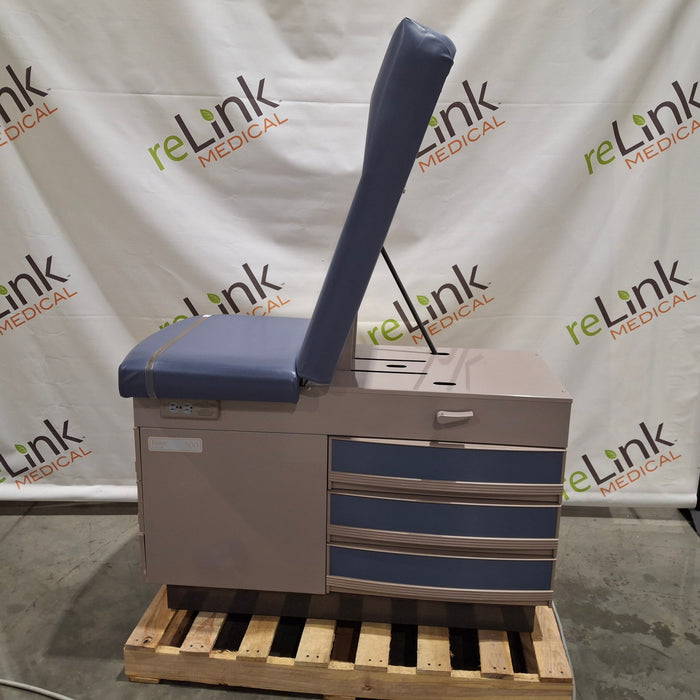Ritter 300 Exam Table