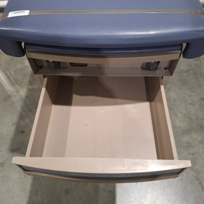 Ritter 300 Exam Table