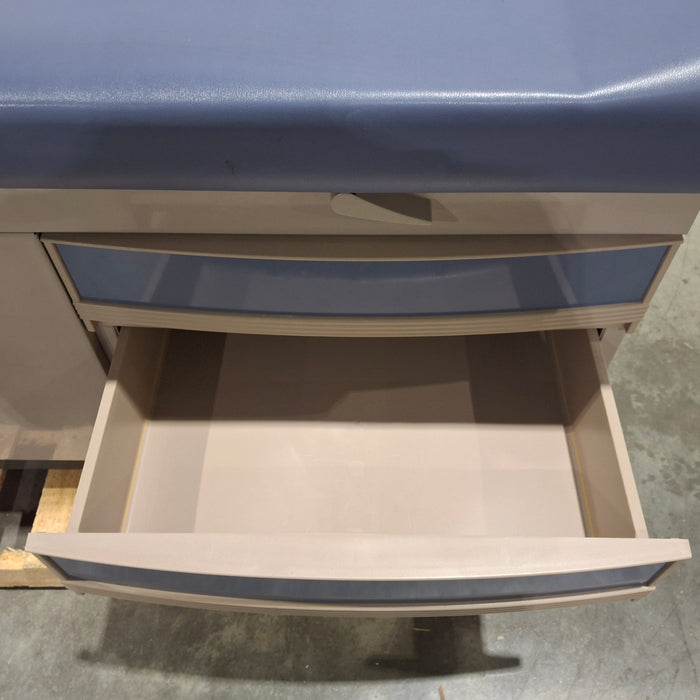 Ritter 300 Exam Table