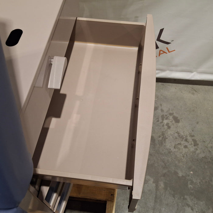 Ritter 300 Exam Table