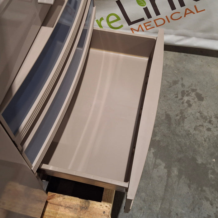 Ritter 300 Exam Table