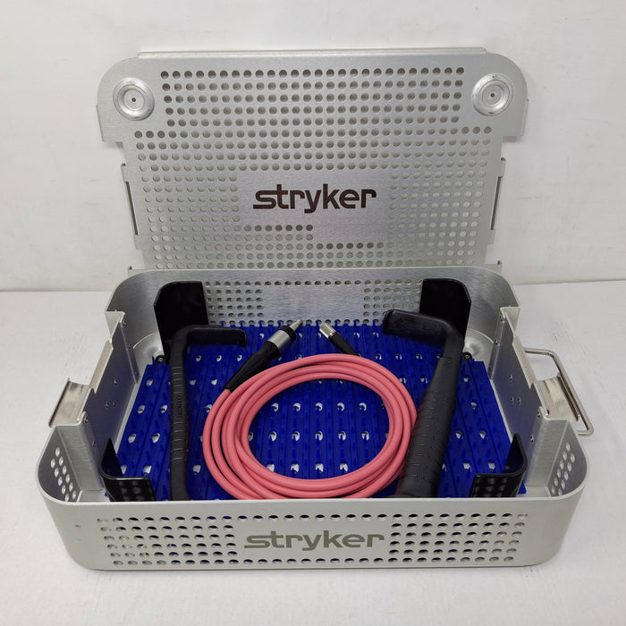 Stryker Eikon LT Illuminated Retractor System