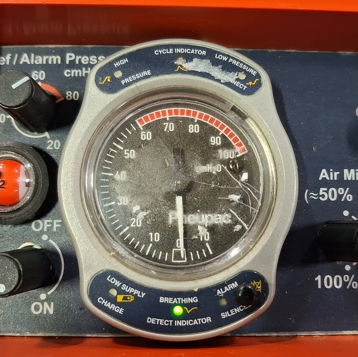 Smiths Medical Pneupac ParaPAC 200D Ventilator