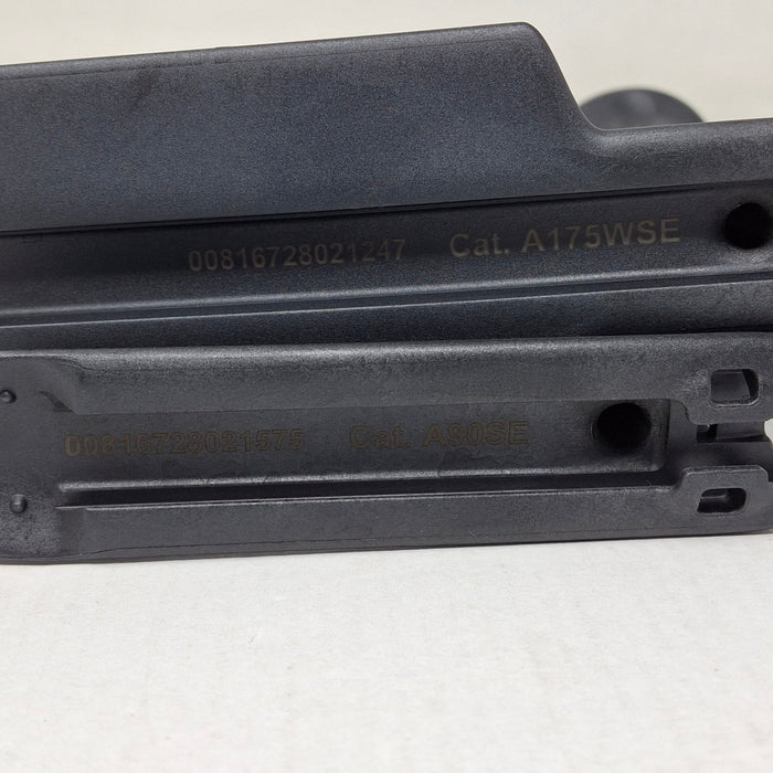 Stryker Eikon LT Illuminated Retractor System