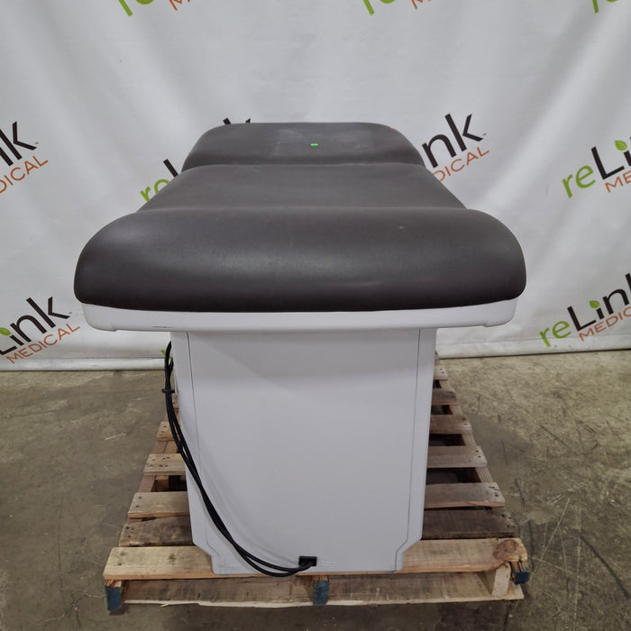 Midmark 204 Exam Table