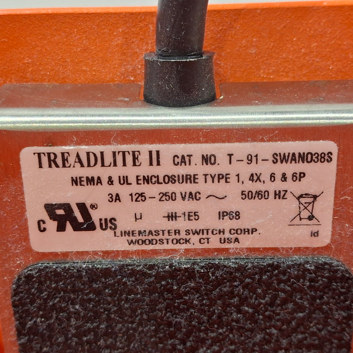 Linemaster Switch Corporation Treadlite II T-91 Footswitch
