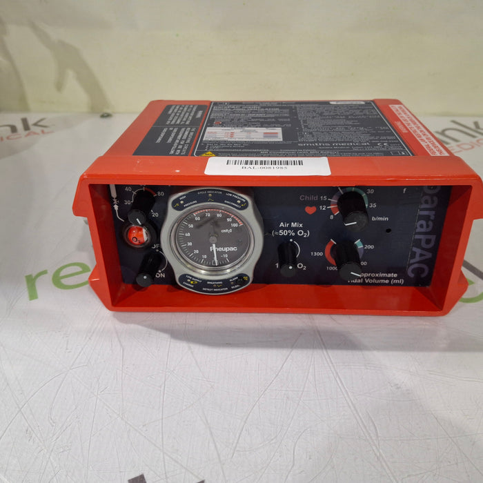 Smiths Medical Pneupac ParaPAC 200D Ventilator