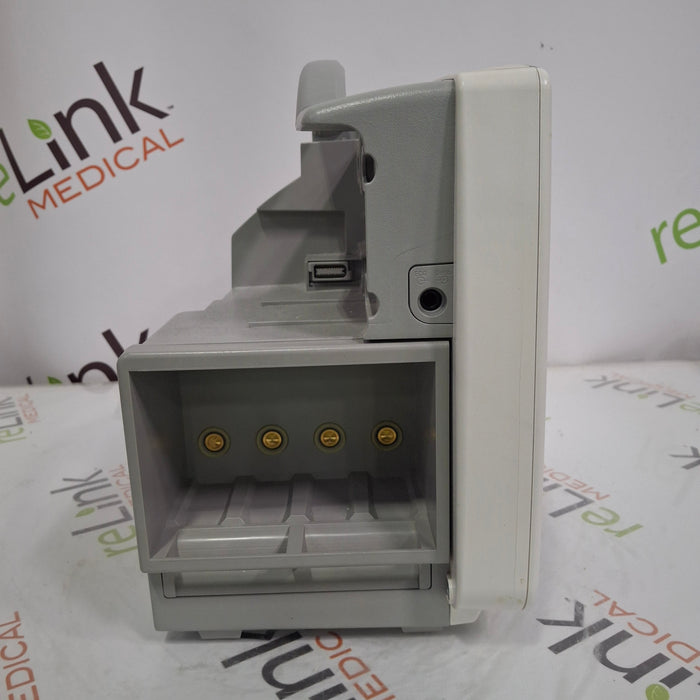 Philips IntelliVue MP50 Patient Monitor