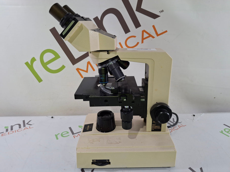 Swift Optical Instruments, Inc. M3300-D Microscope