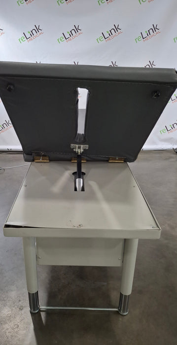 Tri W-G, Inc 812 Exam Table
