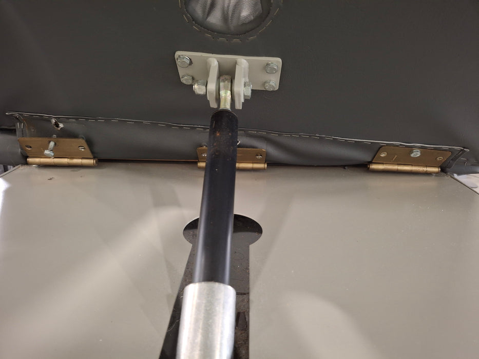 Tri W-G, Inc 812 Exam Table