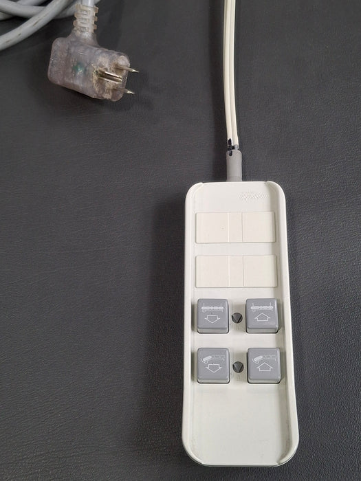 Tri W-G, Inc 812 Exam Table