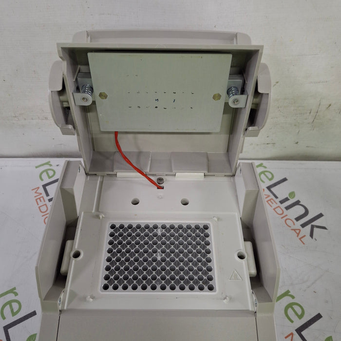 Applied Biosystems GeneAmp 2700 PCR System