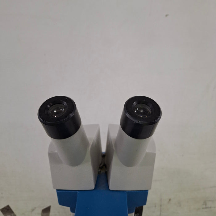 Reichert Series 40 Microscope