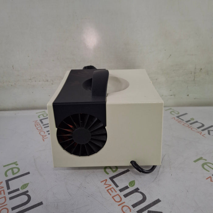 Leica KL 1500 LCD Light Source