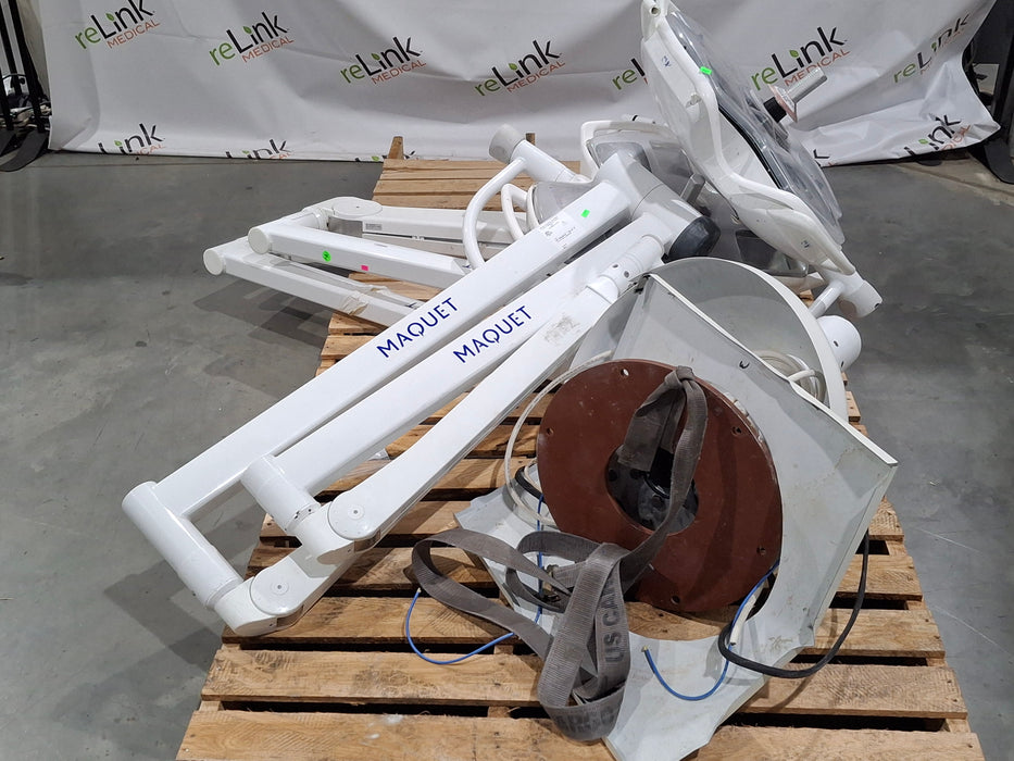 Maquet X'Ten Mounted Surgical Light System