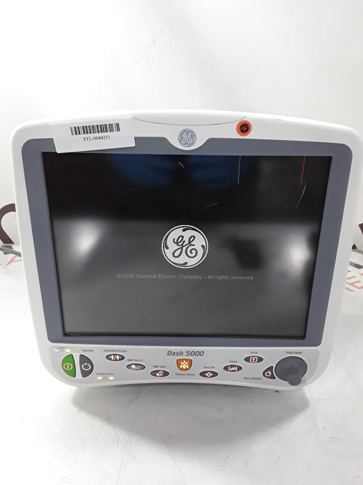 GE Healthcare Dash 5000 - GE/Nellcor SpO2 Patient Monitor