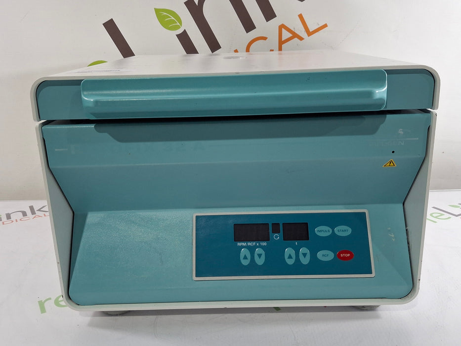 Hettich Instruments Zentrifugen Rotofix 32A  1206-01 Centrifuge