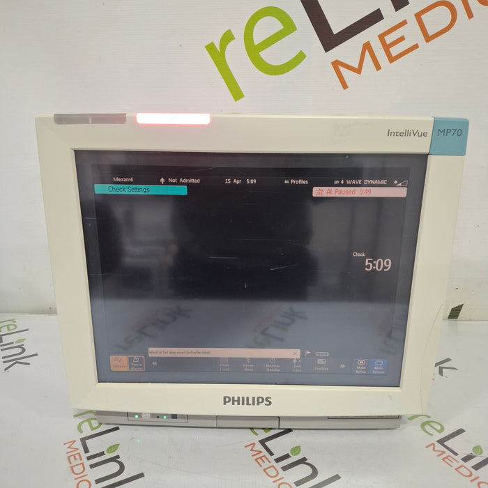 Philips IntelliVue MP70 Patient Monitor