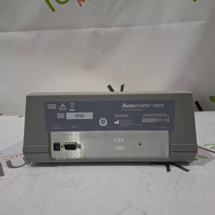 Accrivia Diagnostics Avoximeter 1000e Oximeter