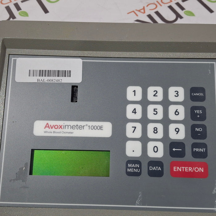 Accrivia Diagnostics Avoximeter 1000e Oximeter