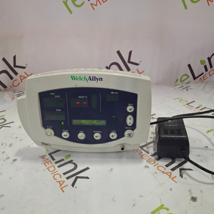 Welch Allyn 300 Series - Masimo SpO2 Vital Signs Monitor