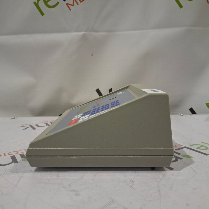 Accrivia Diagnostics Avoximeter 1000e Oximeter