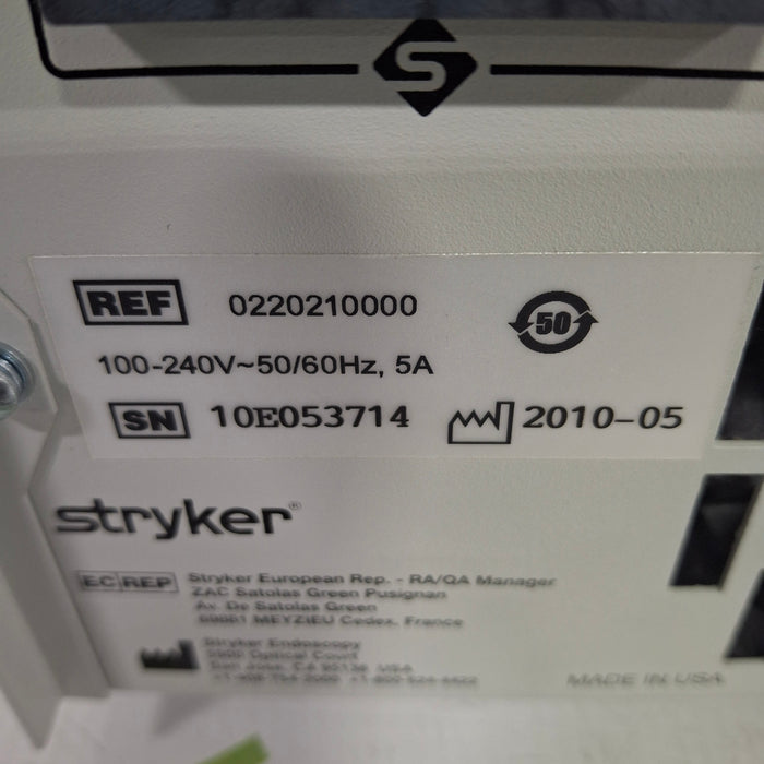 Stryker L9000 Light Source