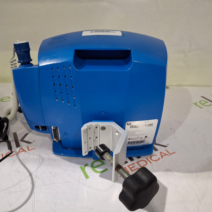 GE Healthcare Dinamap V100 - NIBP, SpO2, Temp Vital Signs Monitor