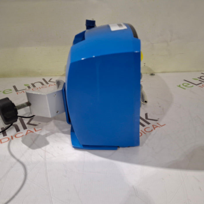 GE Healthcare Dinamap V100 - NIBP, SpO2, Temp Vital Signs Monitor