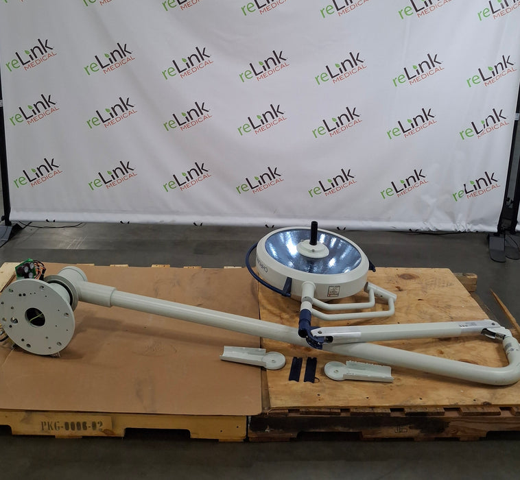 Berchtold Chromophare D-450 Surgical Light