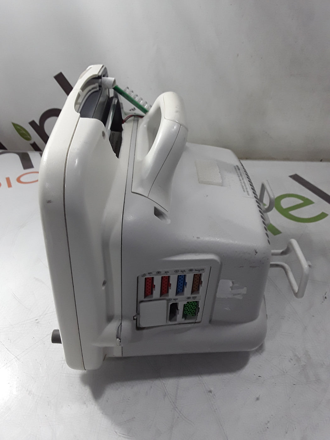 GE Healthcare Dash 4000 - GE/Nellcor SpO2 Patient Monitor